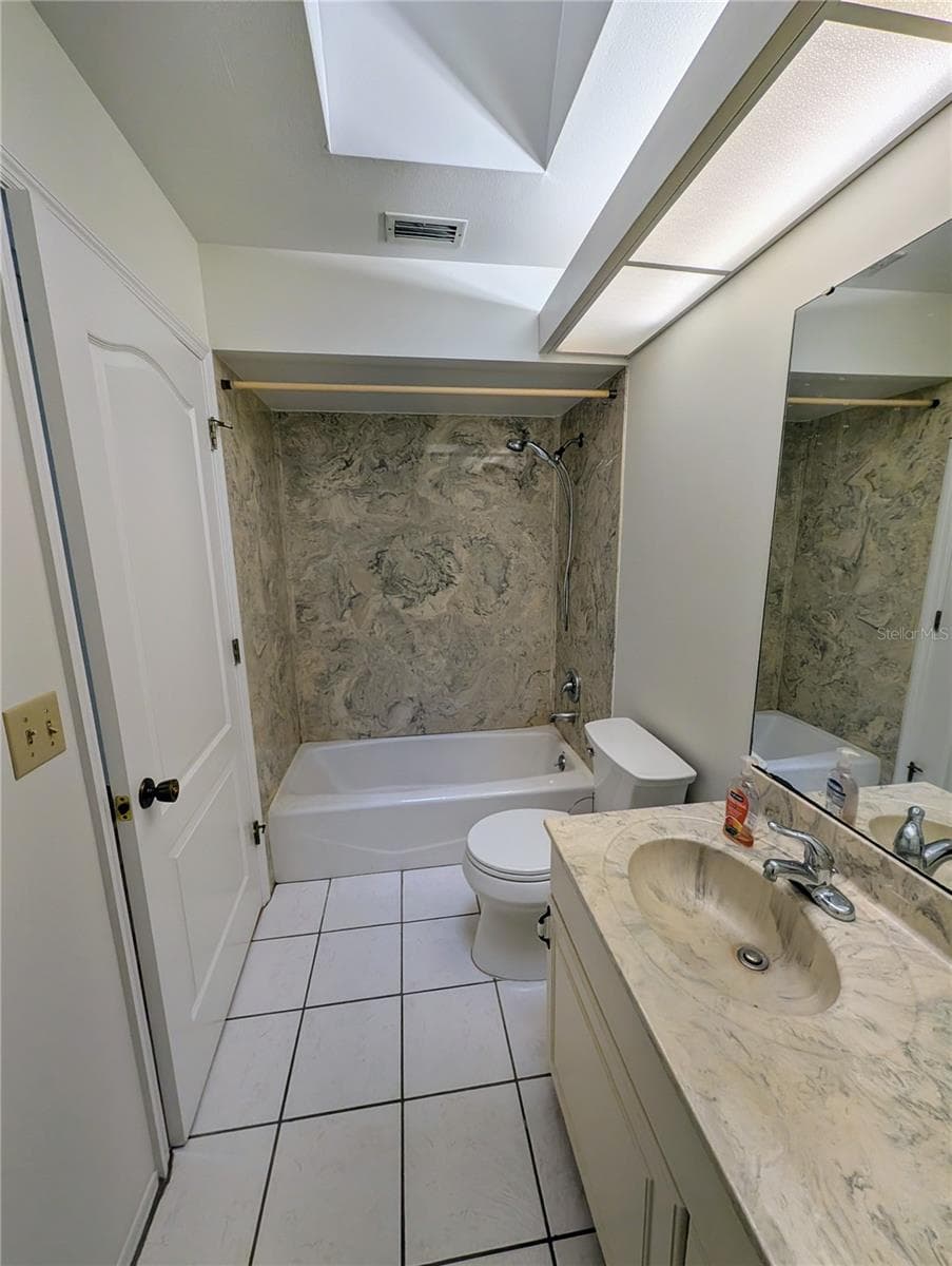 1315 8th St W