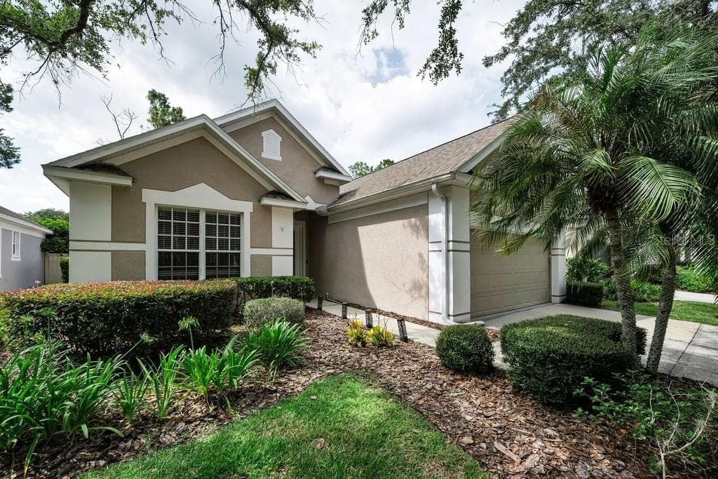 18104 Hamden Park Way photo 4