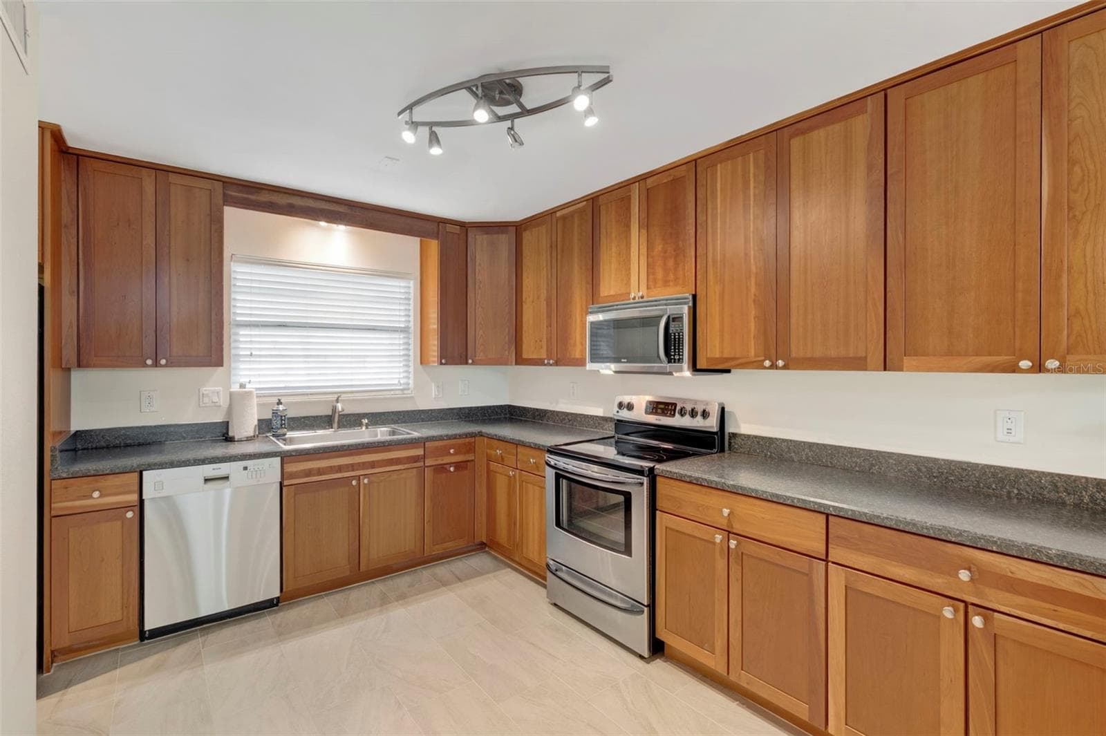 2700 Bayshore Blvd #512 photo 4
