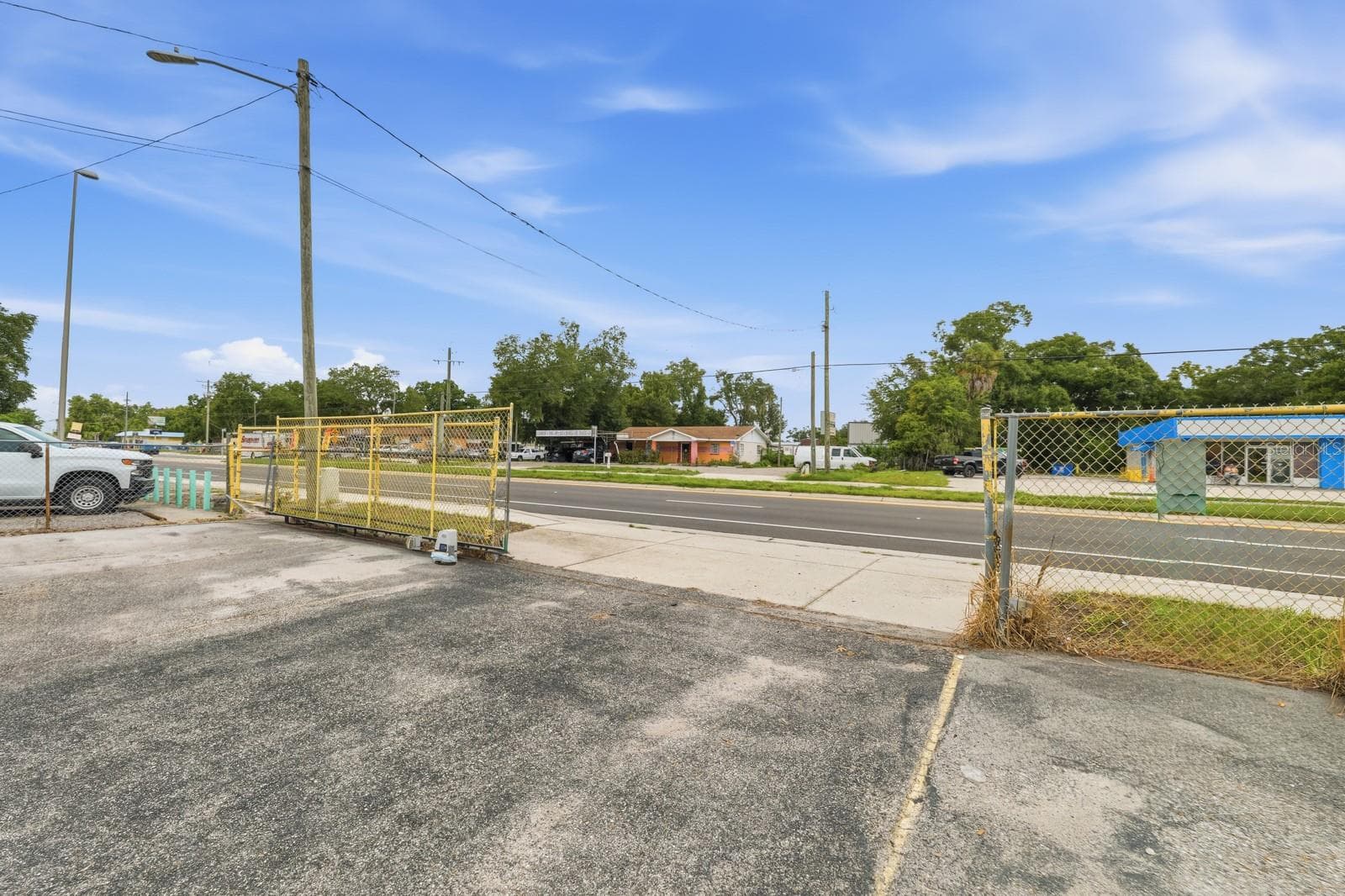 7113 Causeway Blvd photo 3
