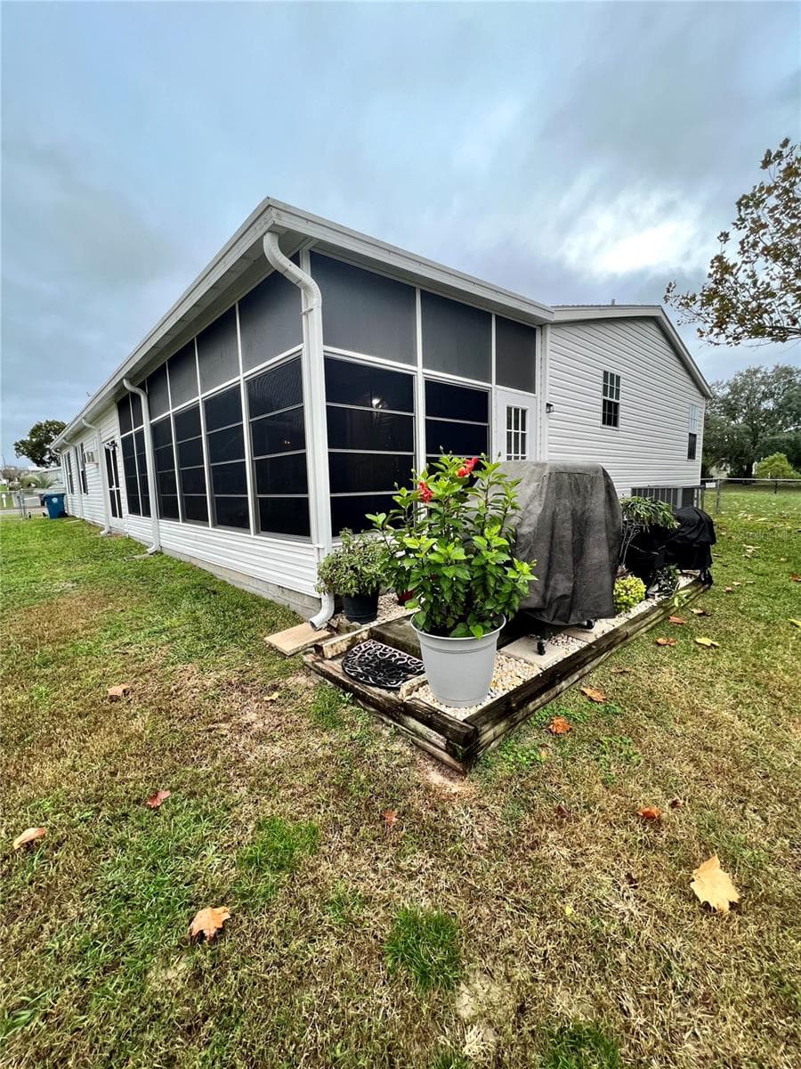 16120 Brookridge Blvd photo 4