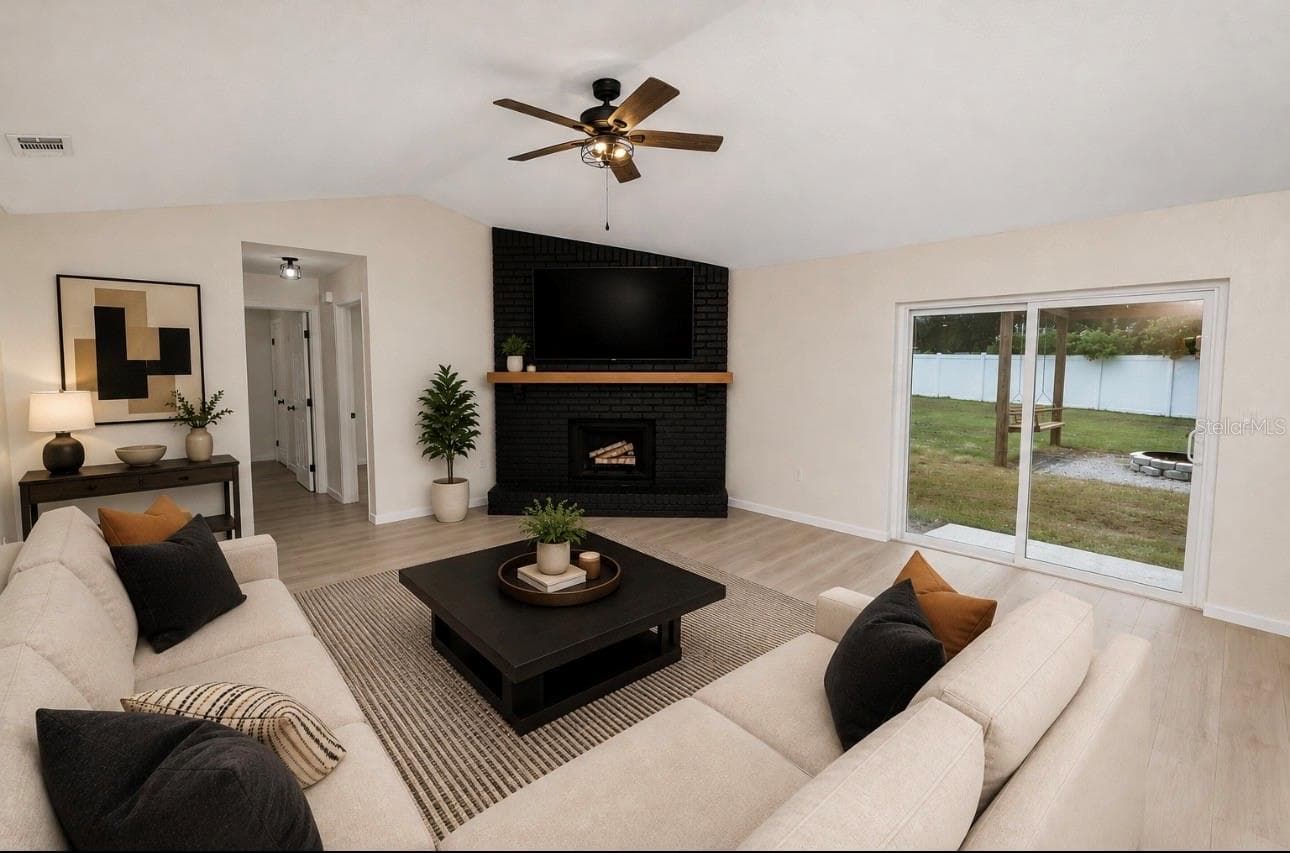 3664 Willow Wisp Dr S photo 4
