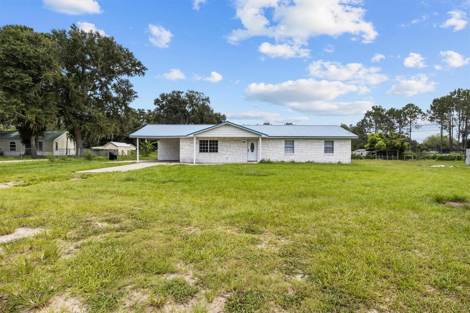 9545 State Road 33 N photo 4
