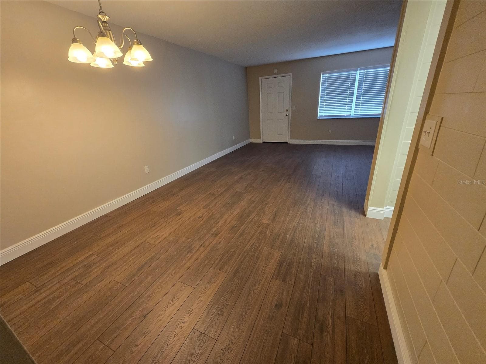 1320 Moreland Dr #24 photo 3