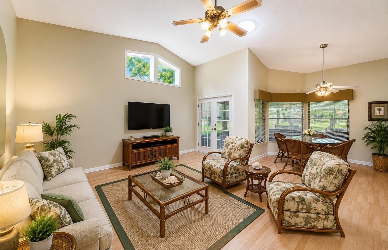 11805 Loblolly Pine Dr photo 4