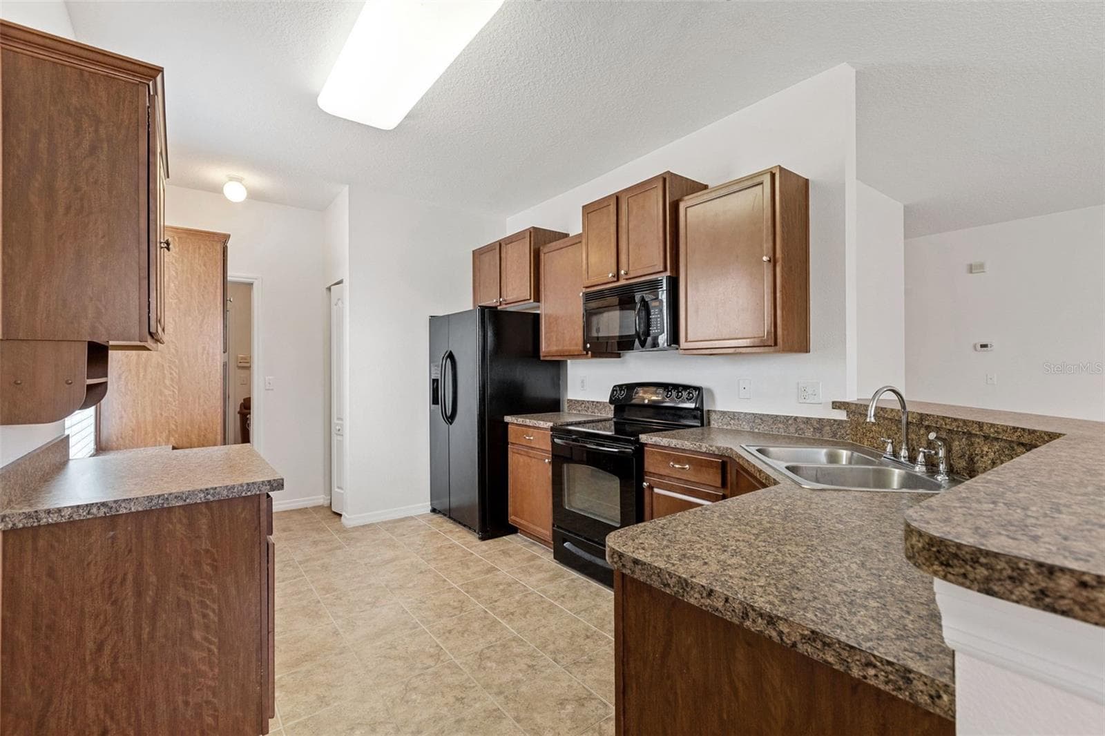 2616 Walden Woods Dr photo 4