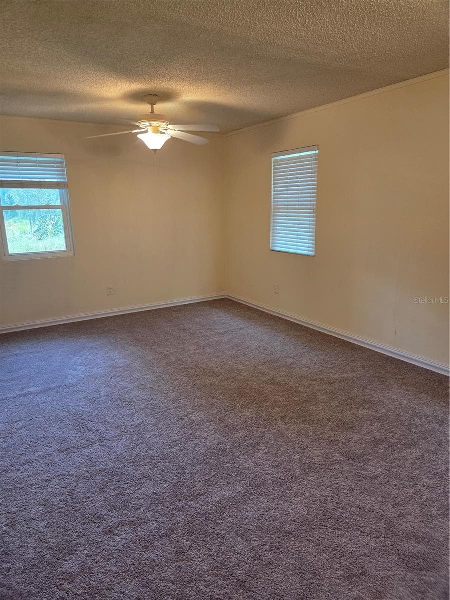 5809 J G Rogers Ln photo 4