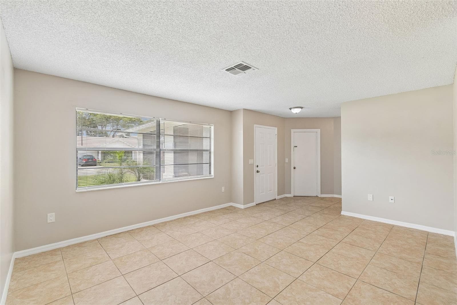 8526 Huntsman Ln photo 3