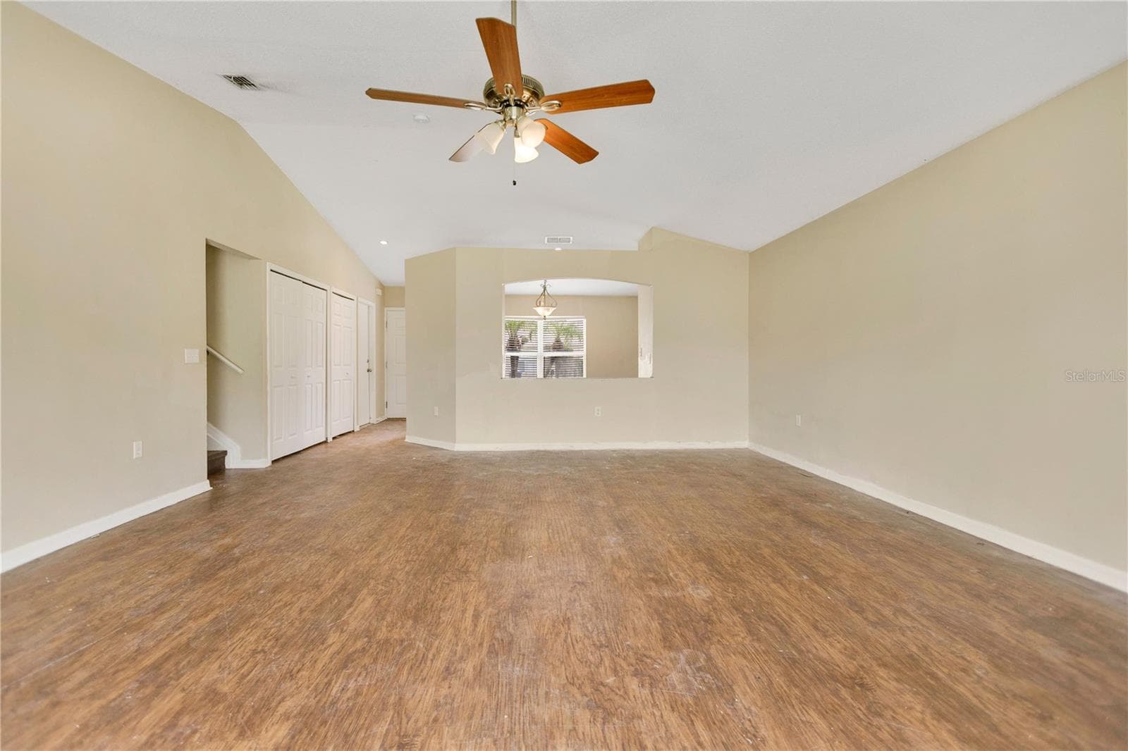3941 Warbler Dr photo 3