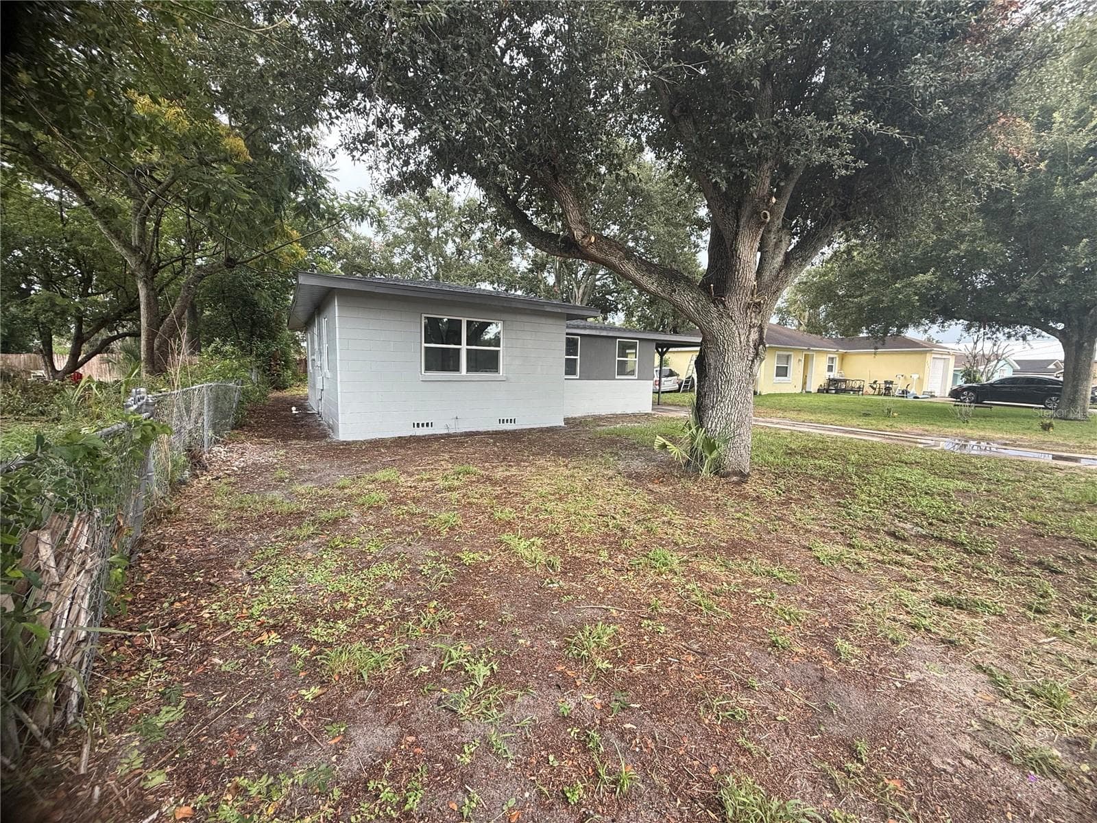 309 1st St photo 3