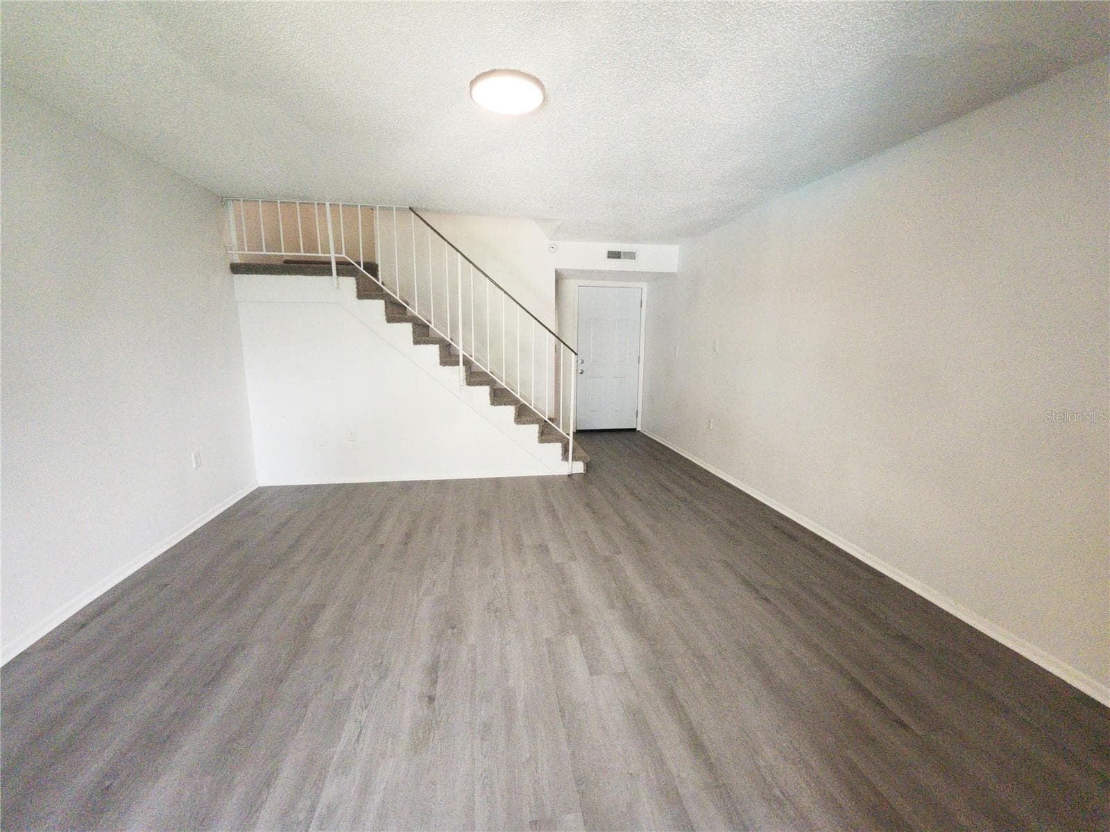14422 Reuter Strasse Cir #112 photo 5