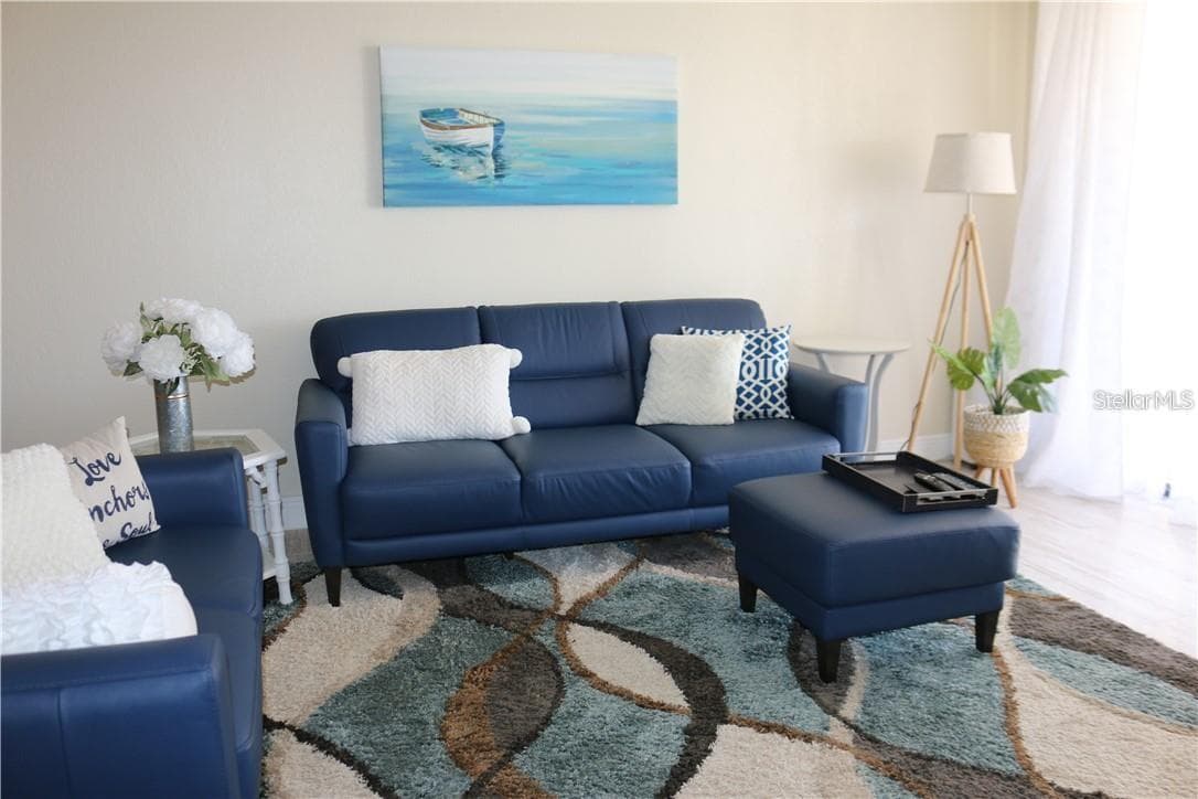 1460 Gulf Blvd #302 photo 4