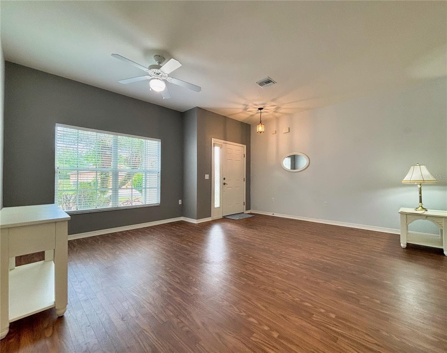 4493 Turnberry Ln photo 3