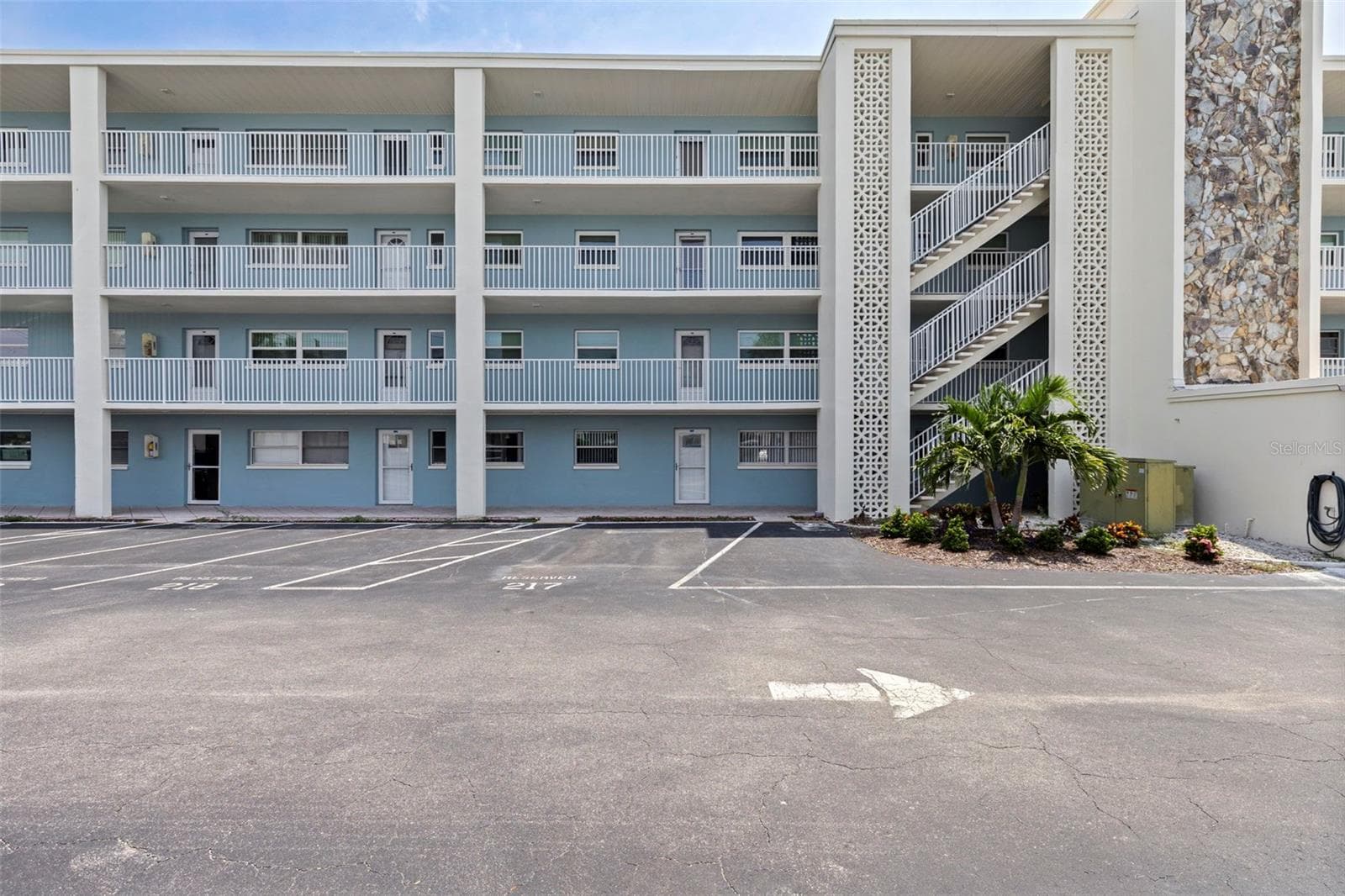 6363 Gulf Winds Dr #131 photo 3