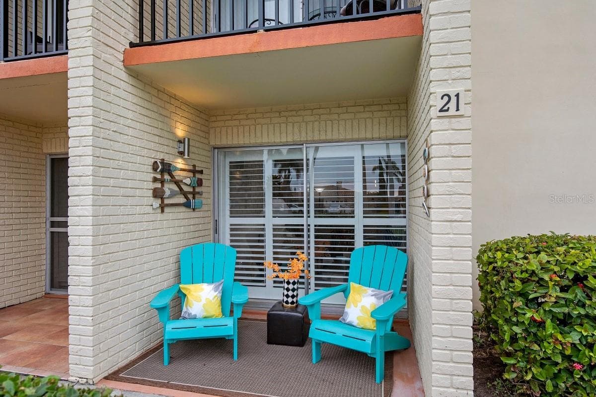 10365 Paradise Blvd #21