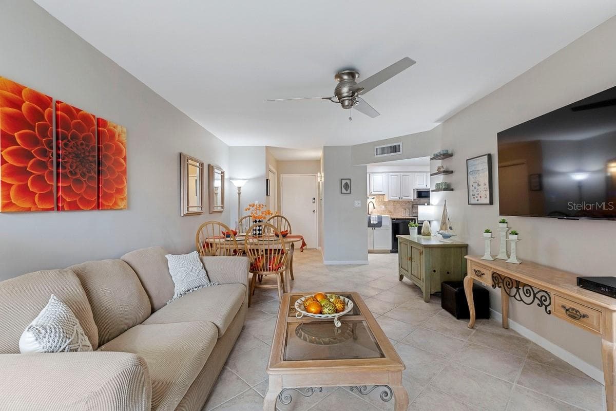 10365 Paradise Blvd #21 photo 4