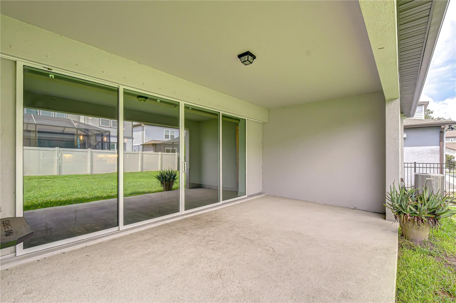 13857 Sharp Hawk Dr photo 3