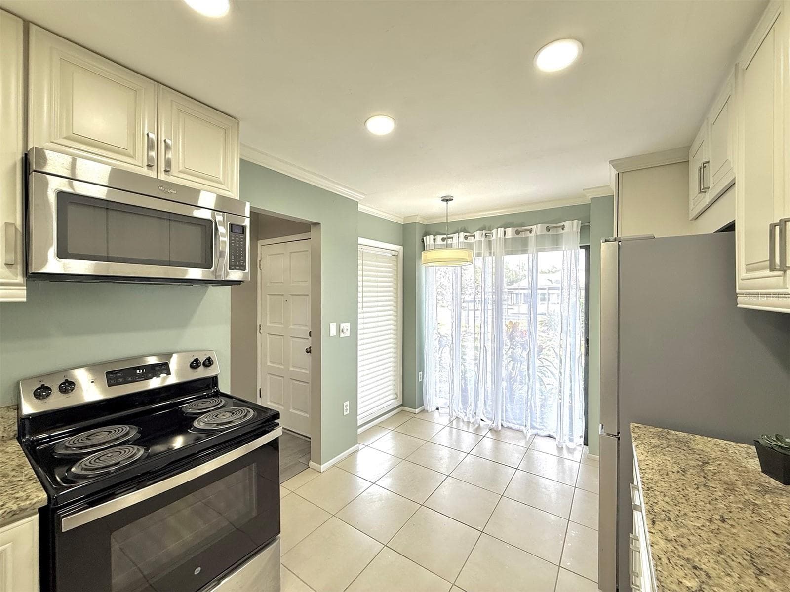 942 N Beneva Rd #V28 photo 5