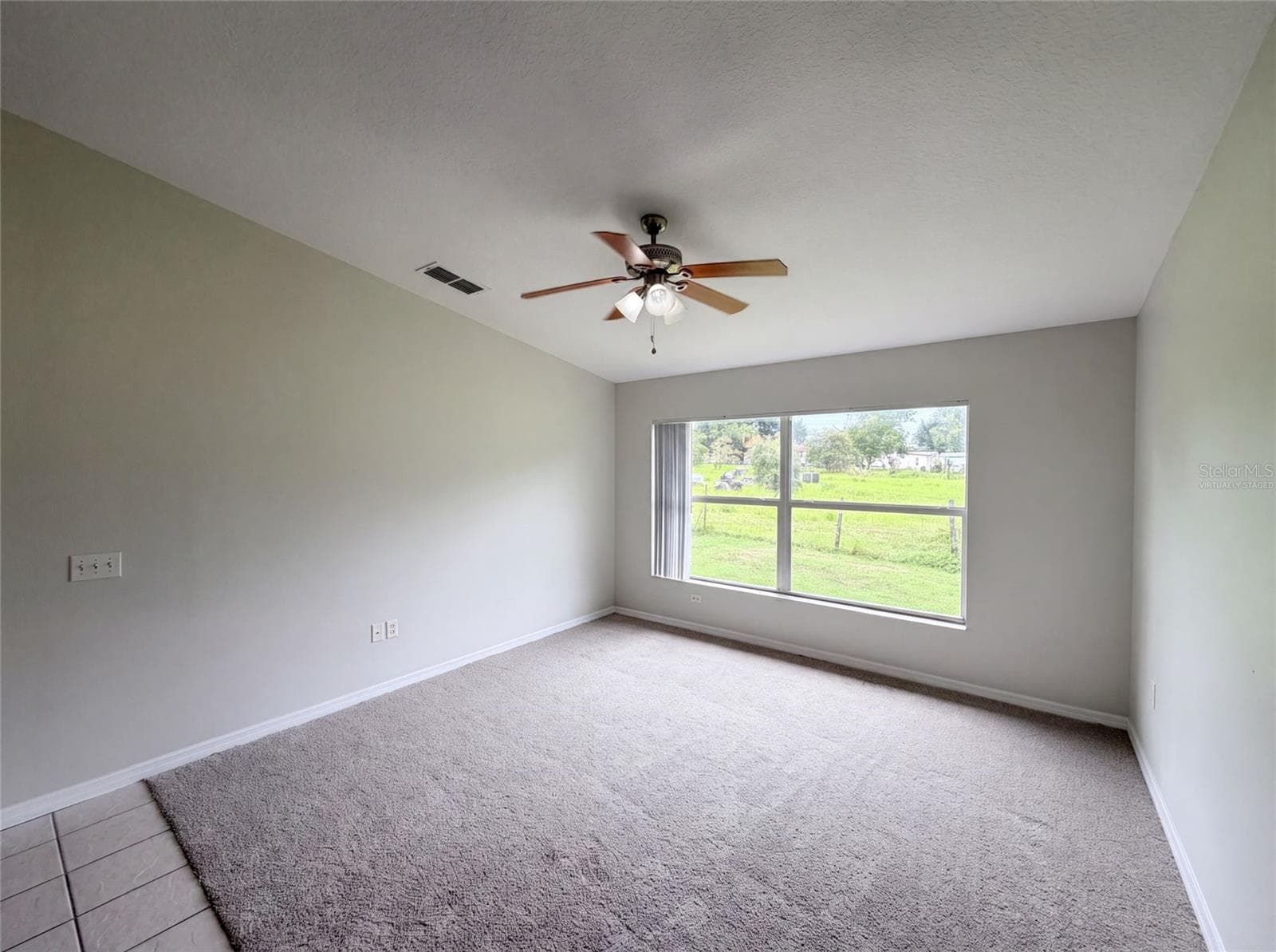 37209 Grassy Hill Ln photo 4