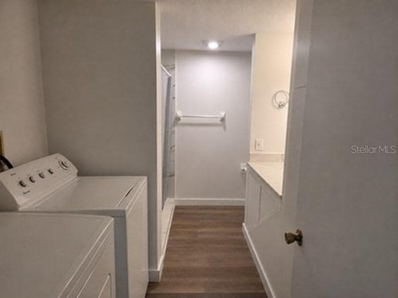 3425 Holland Dr photo 5