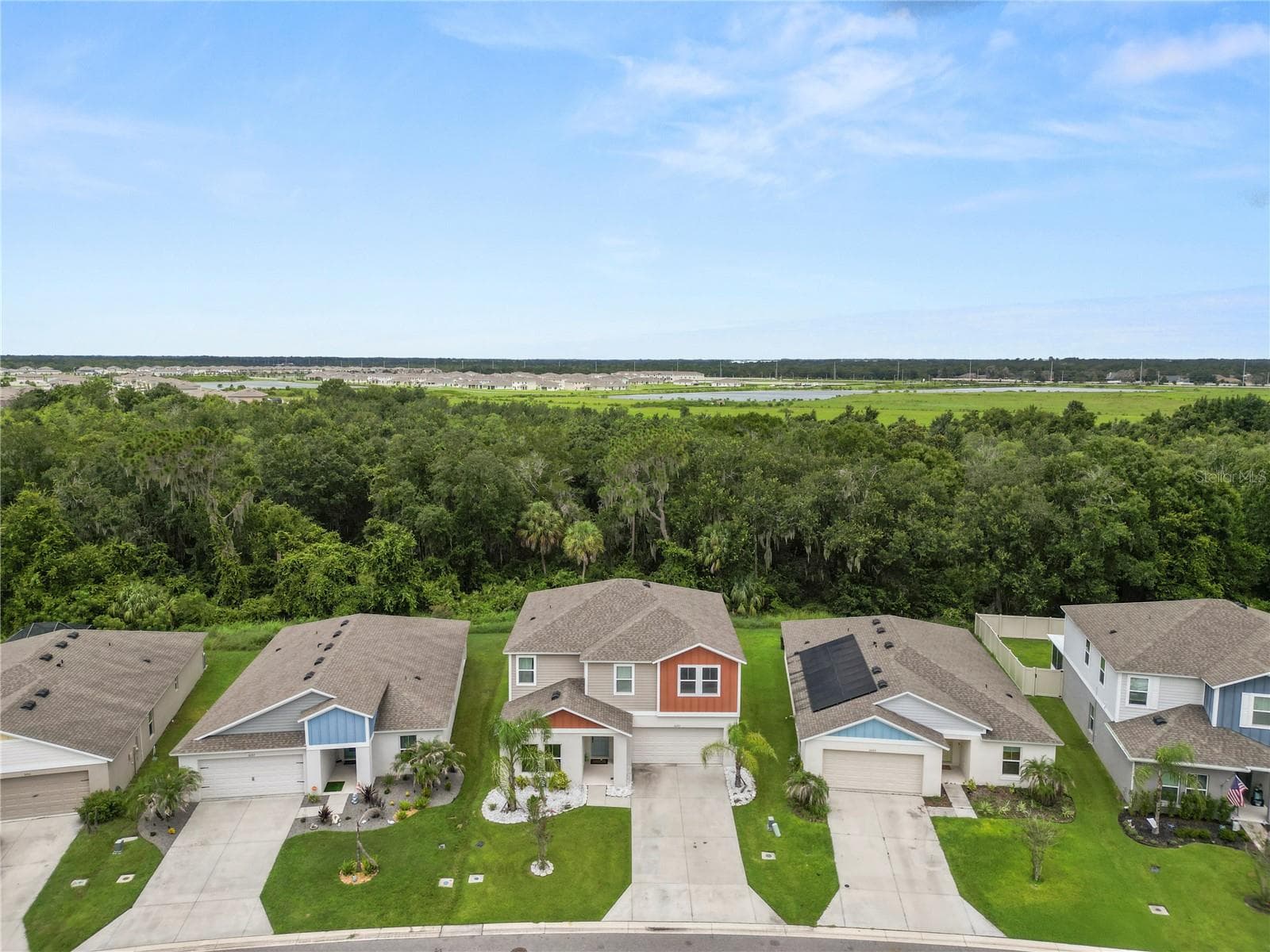5693 Arlington River Dr photo 2