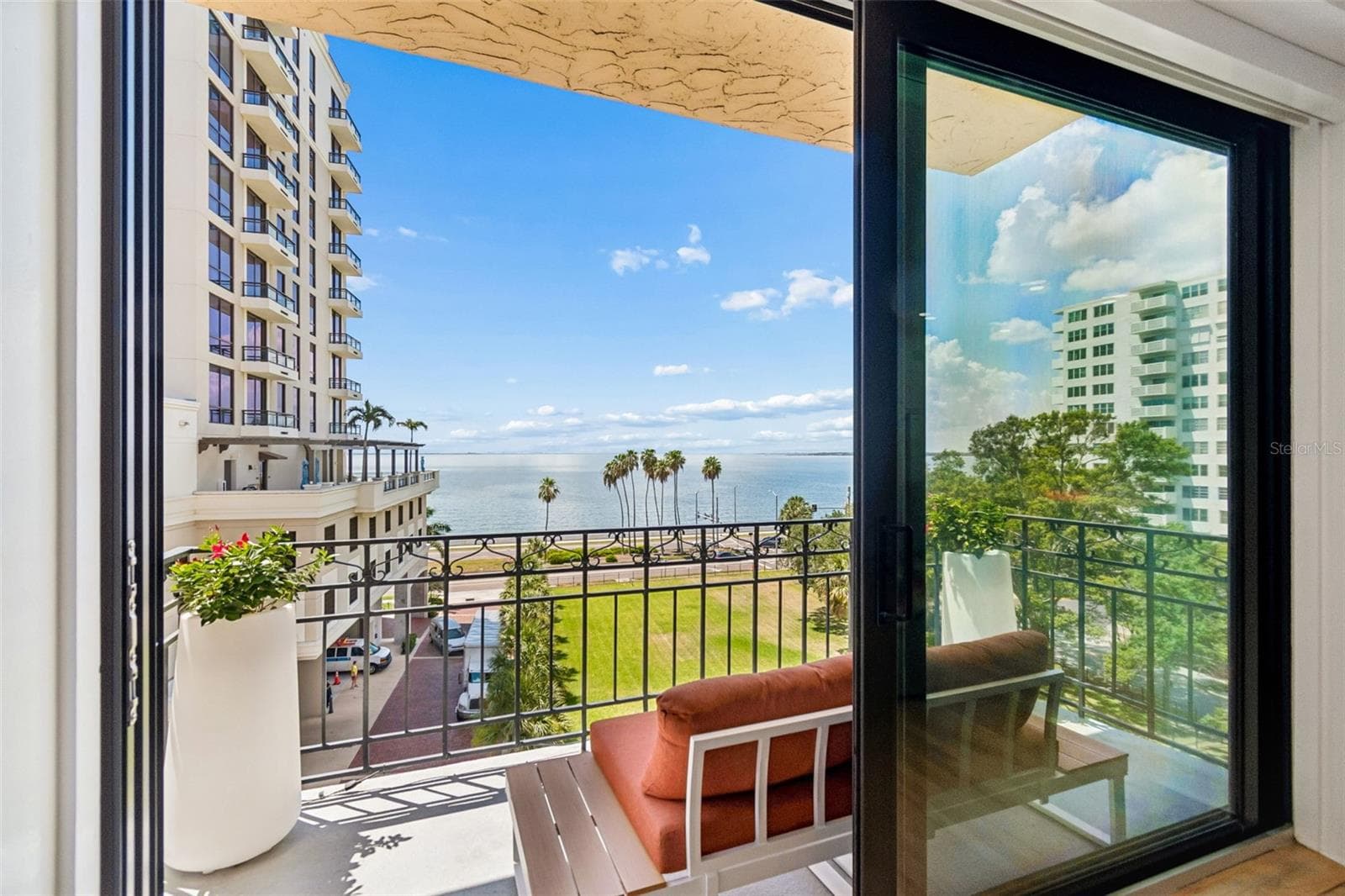 2109 Bayshore Blvd #504 photo 3
