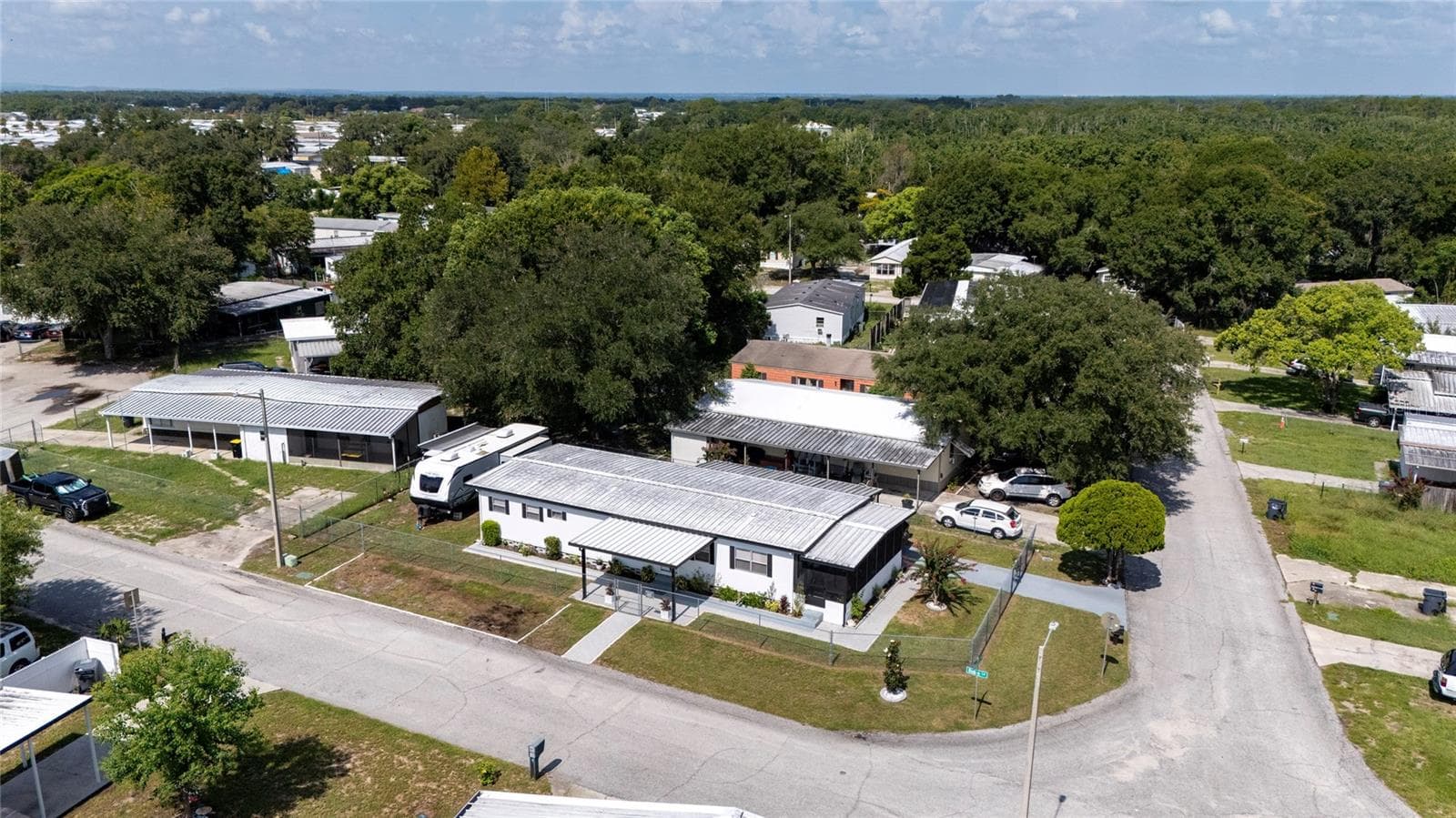 24 Flamingo Blvd