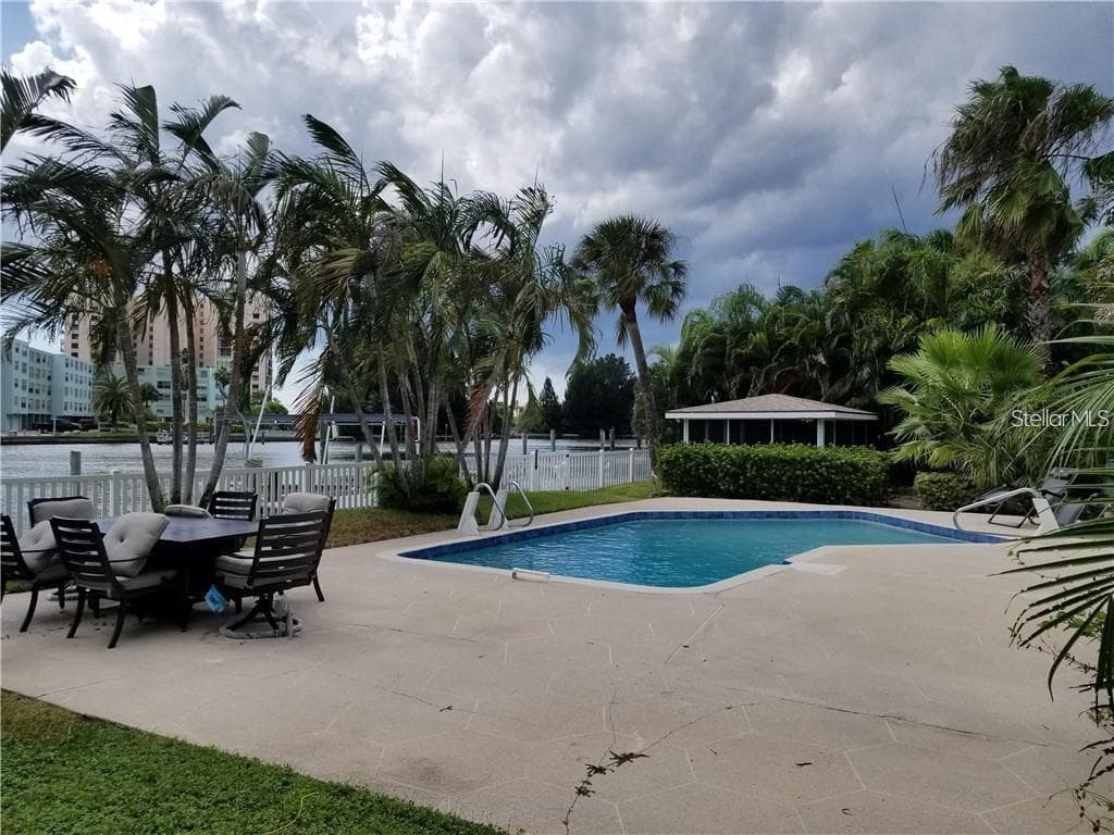 4000 Belle Vista Dr photo 3