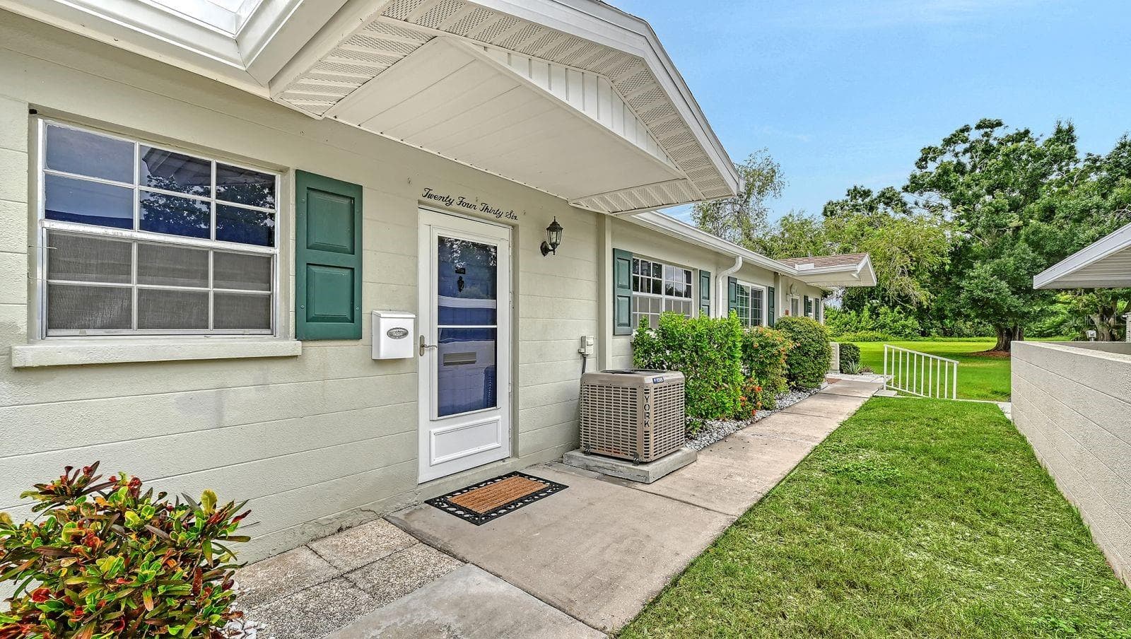 2436 Golf Course Dr #707 photo 3