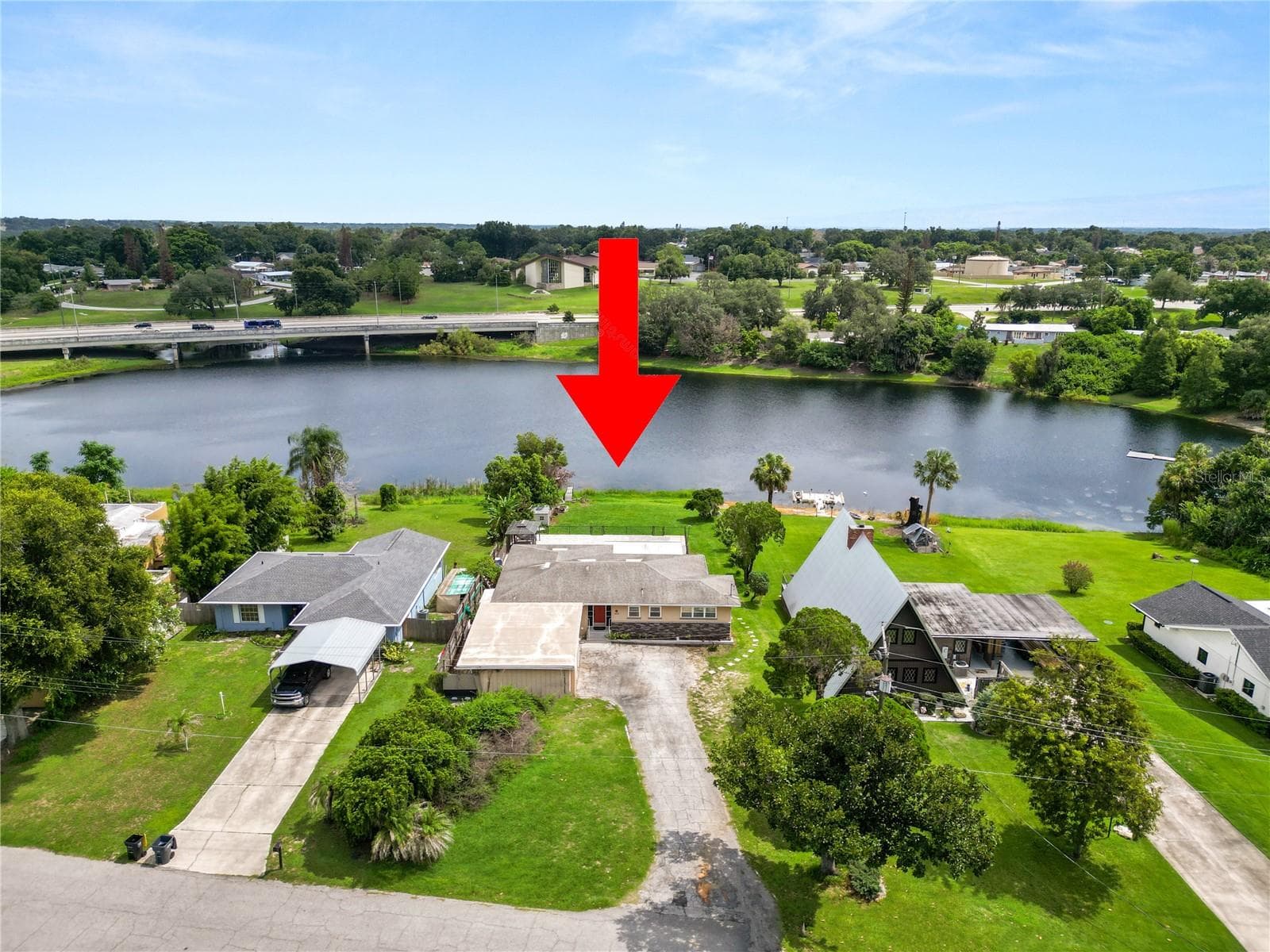 228 W Lake Ina Dr photo 3