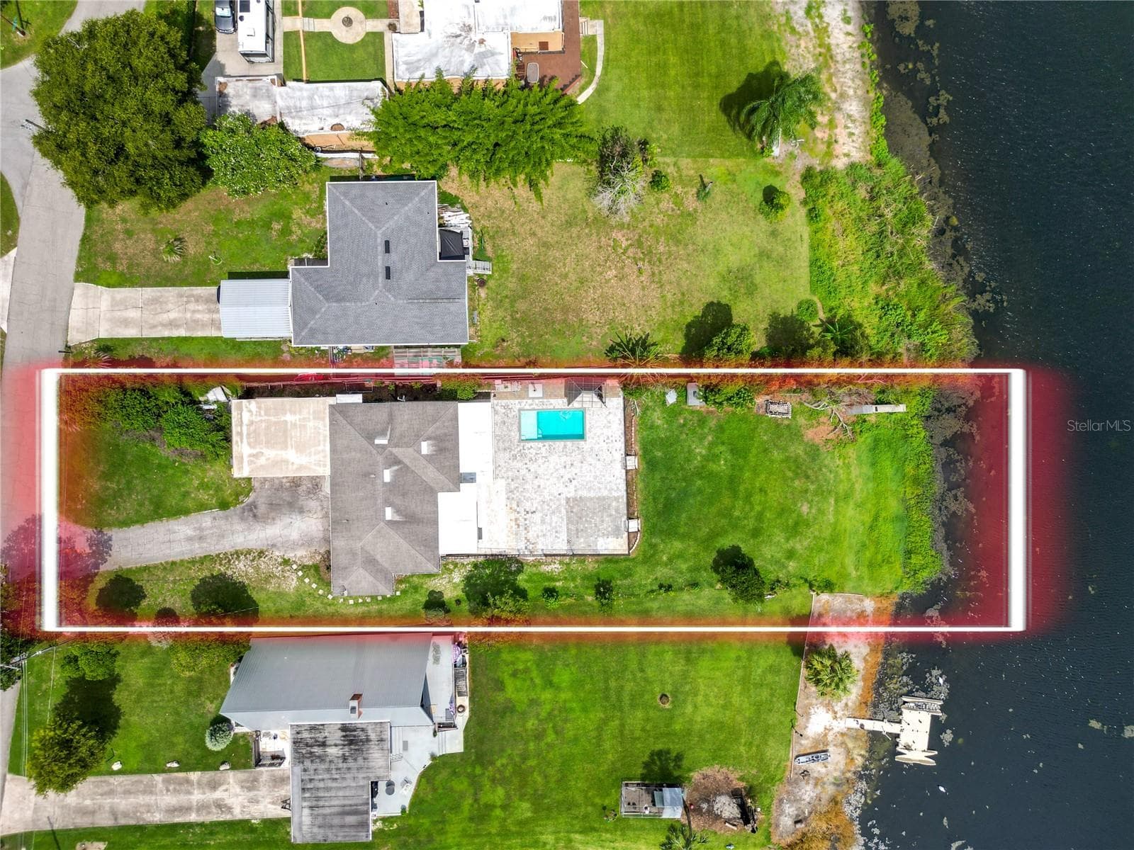 228 W Lake Ina Dr photo 4