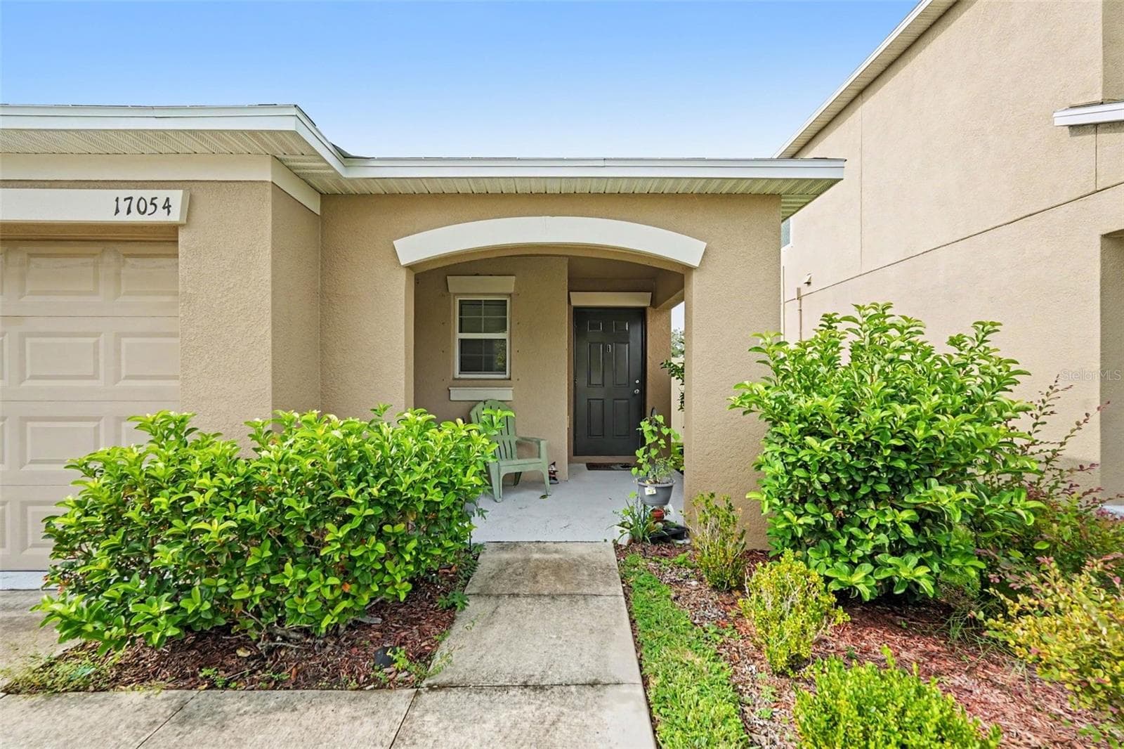 17054 Yellow Pine St photo 3