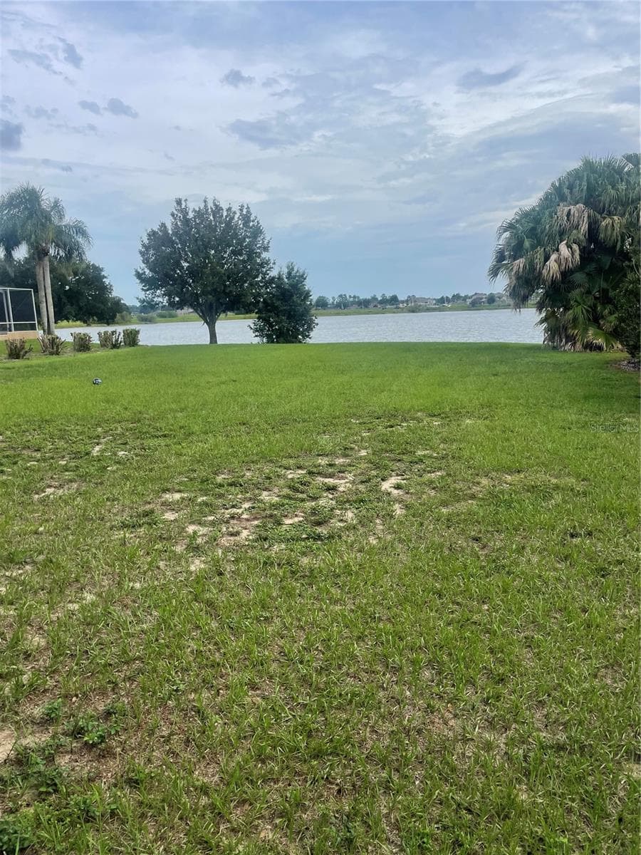 348 Terranova Blvd photo 5