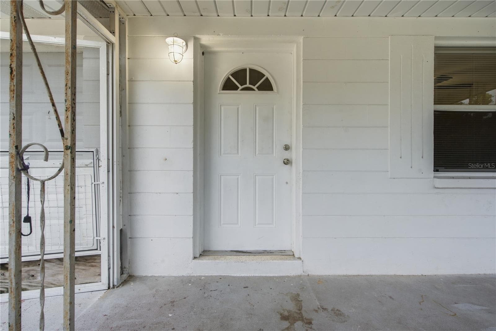 2122 Holiday Drive photo 5