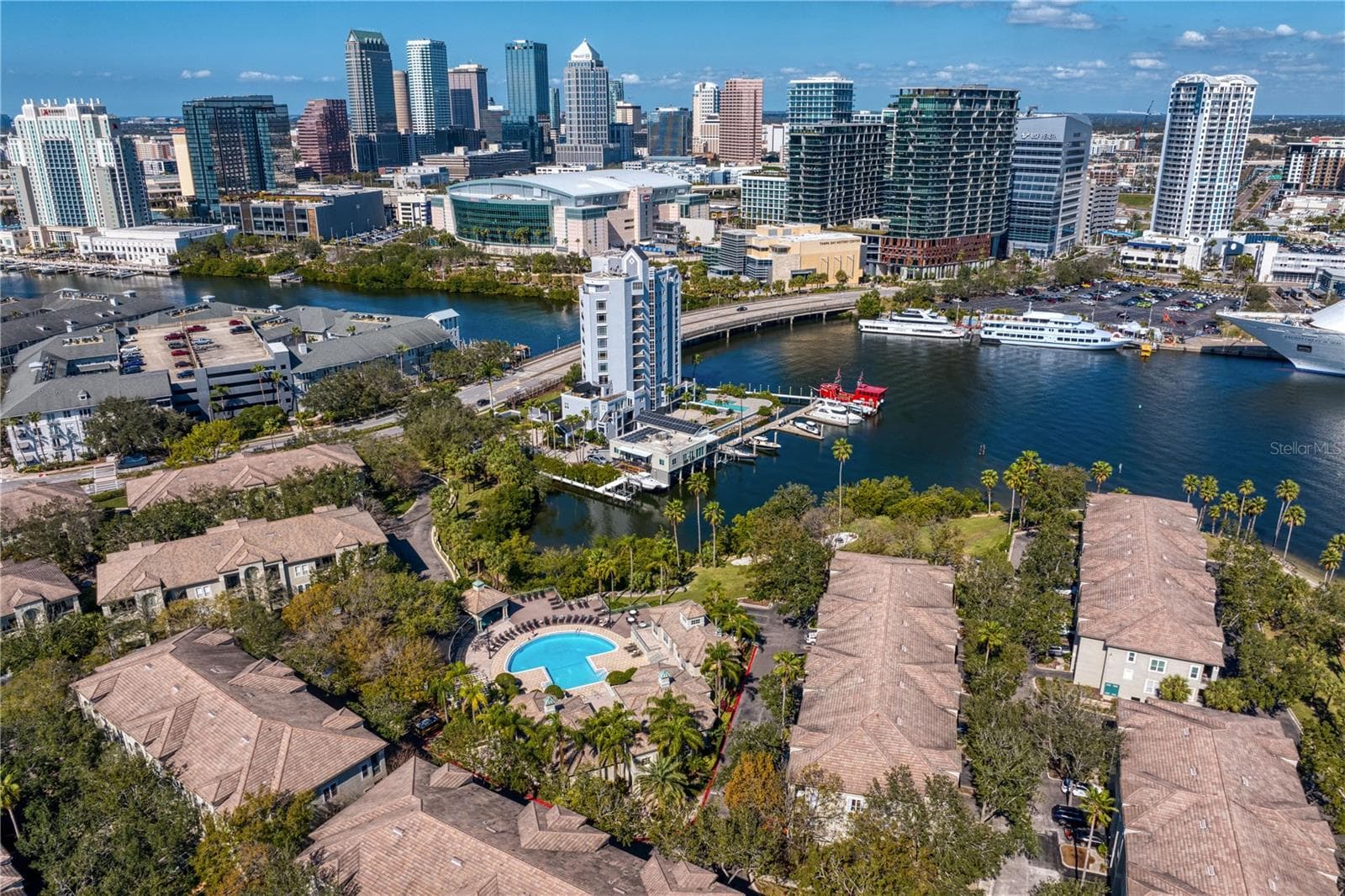 751 Coral Reef Dr