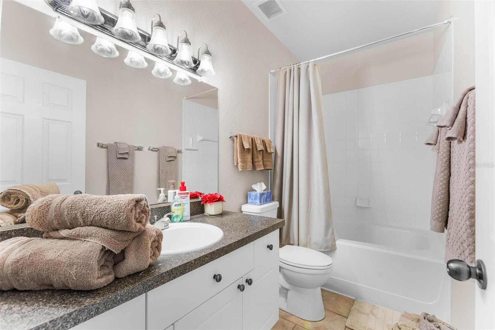 2176 Portofino Pl #6-2612 photo 5
