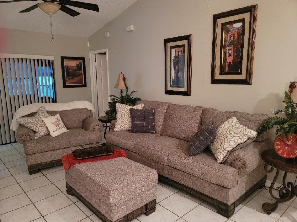 9736 Cypress Shadow Ave photo 4