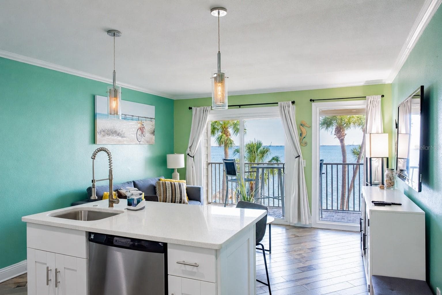 2506 N Rocky Point Dr #331 photo 3