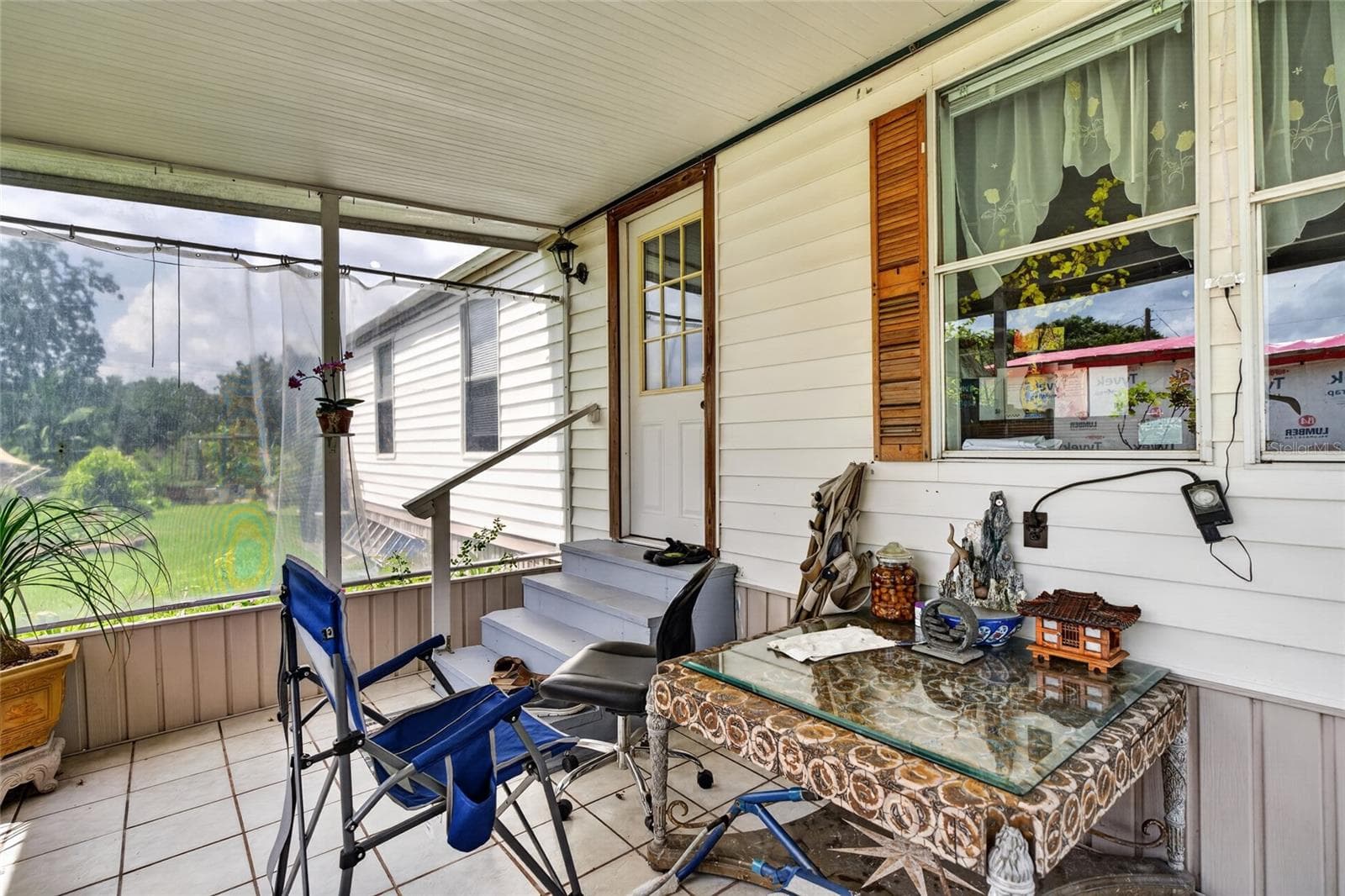 2558 McIntosh Dr photo 5