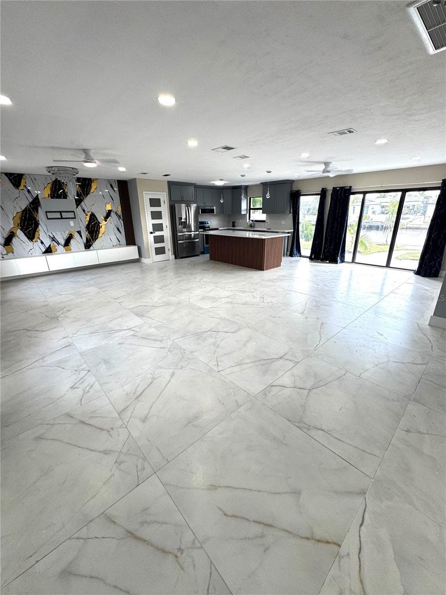 10708 Donbrese Ave photo 4