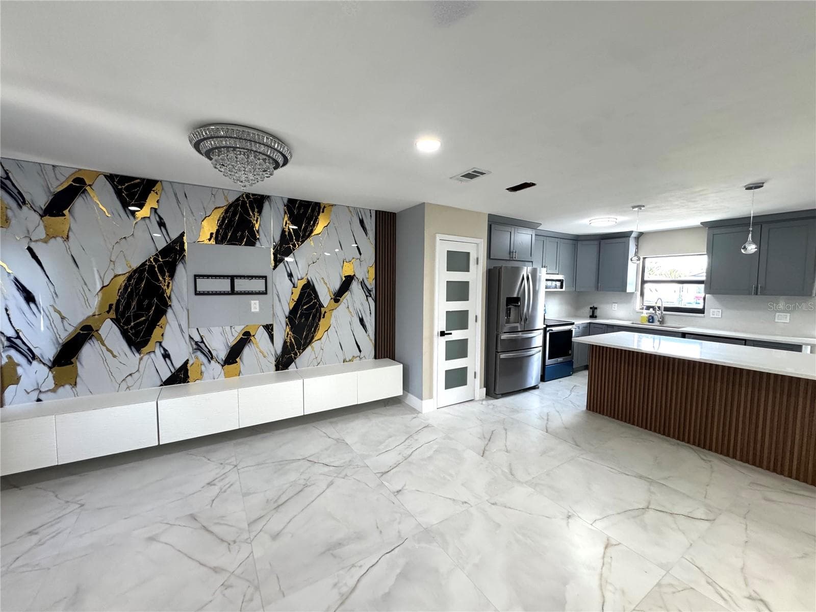 10708 Donbrese Ave photo 5