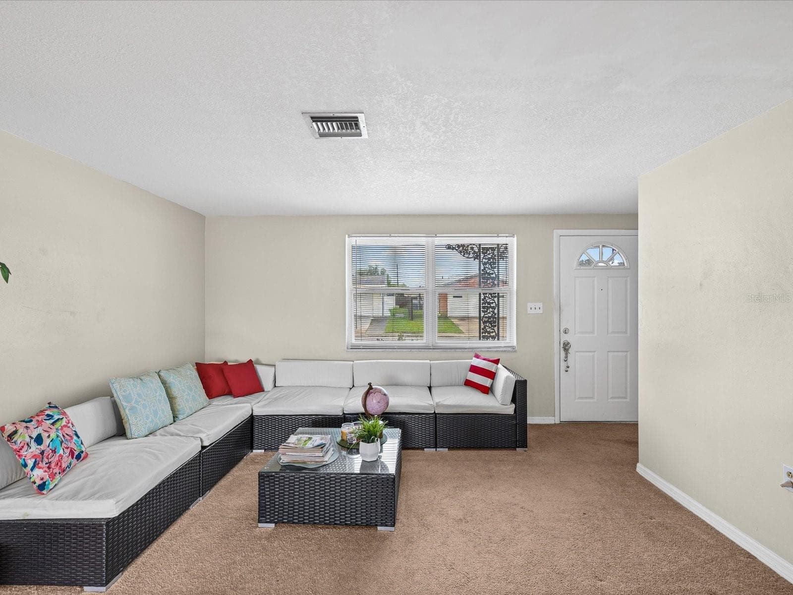 1023 Viking Dr