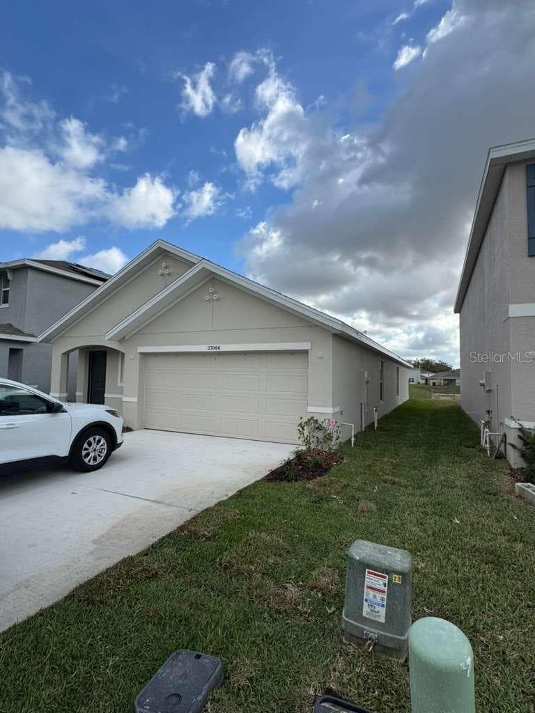 37066 Kings Crown Dr