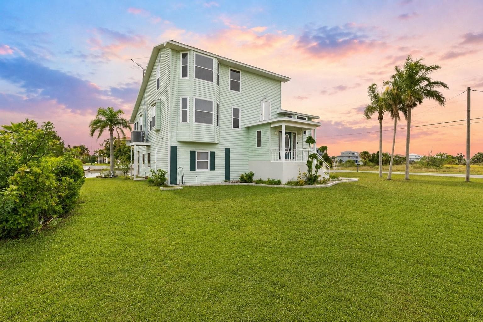 3302 Turks Cap Dr