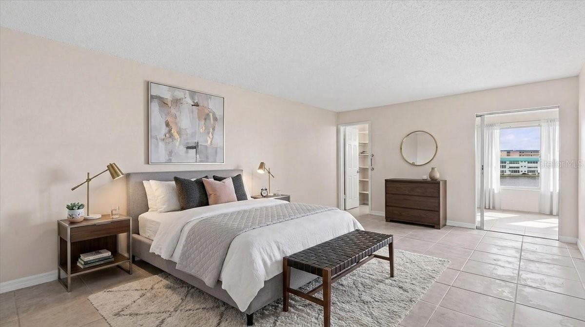 5925 Shore Blvd S #302 photo 4