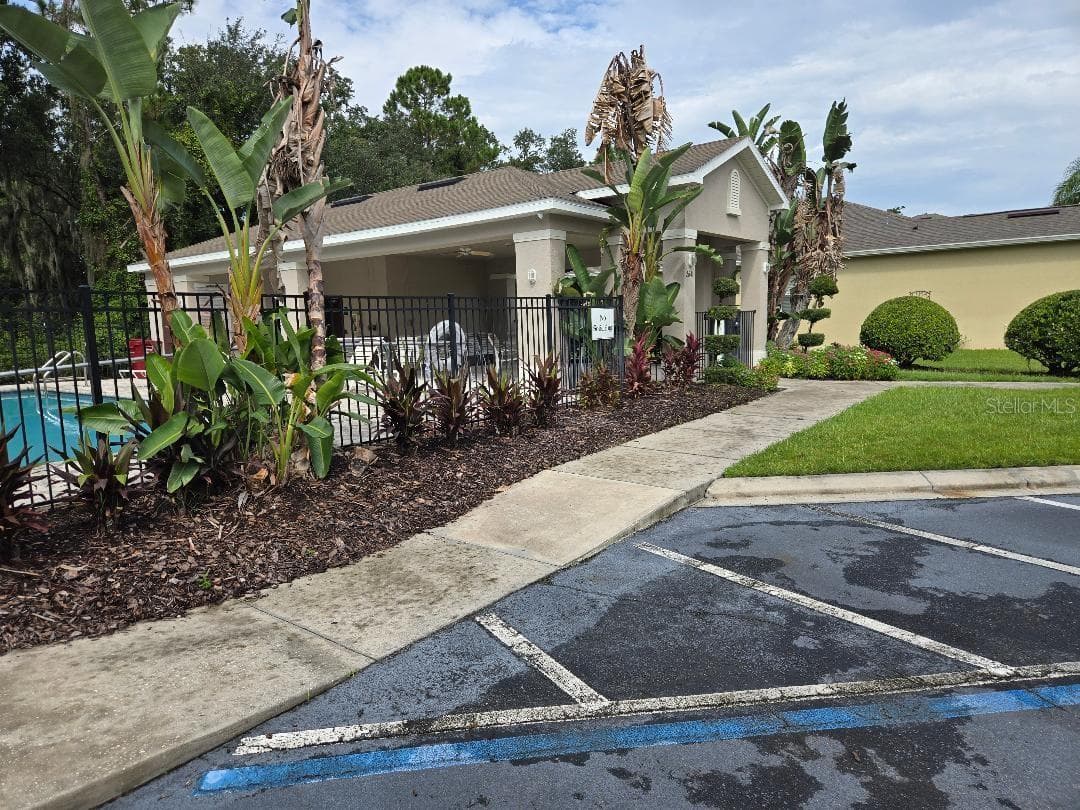2633 Walden Woods Dr photo 5