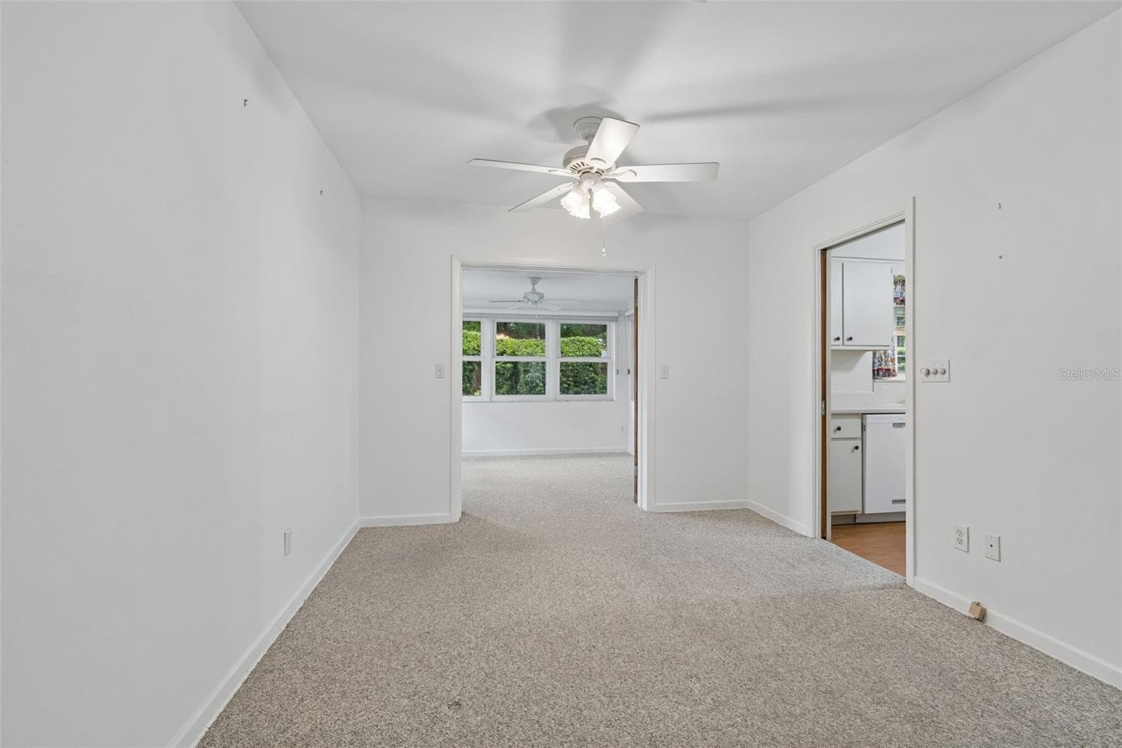 808 Woodley Rd photo 4