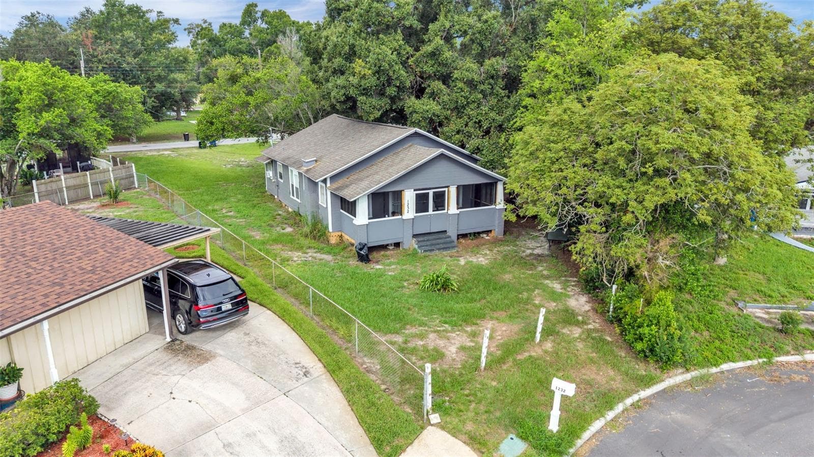 1232 Wright Dr photo 3