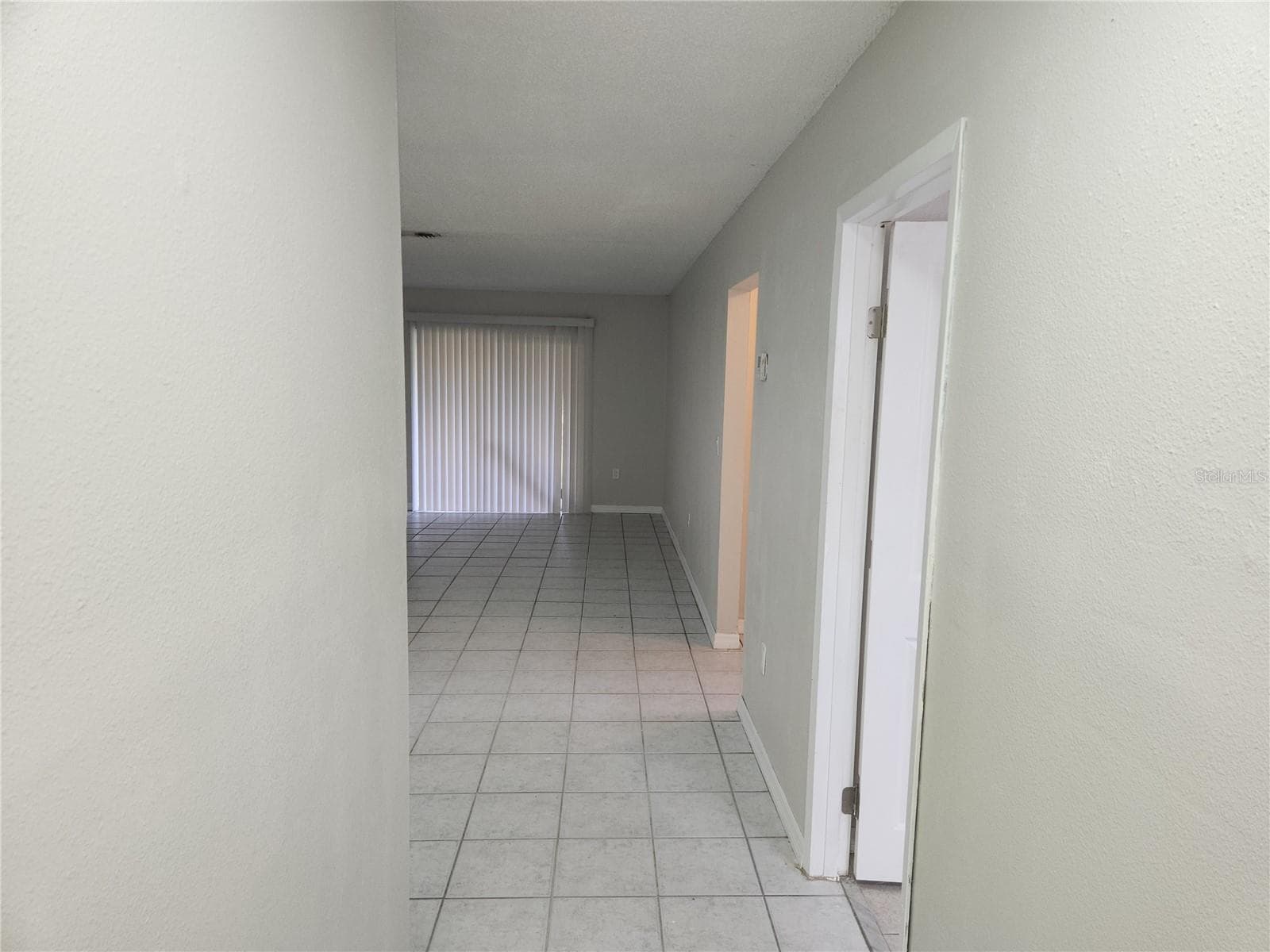 9831 Grace Dr photo 3