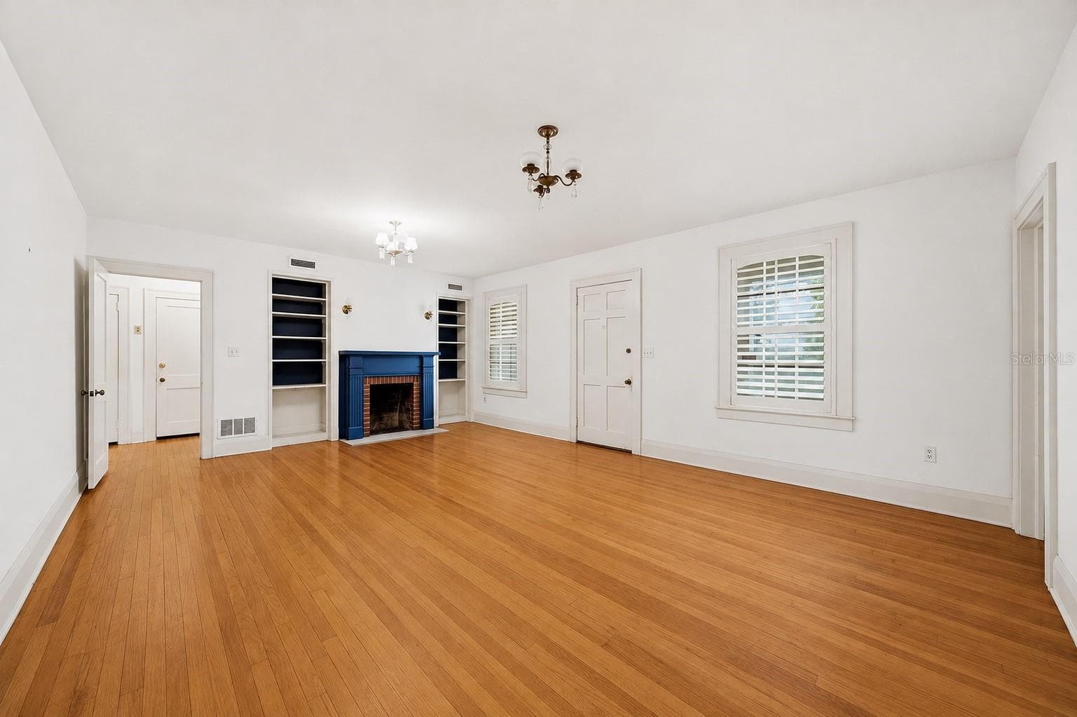 3123 W Oaklyn Ave photo 5